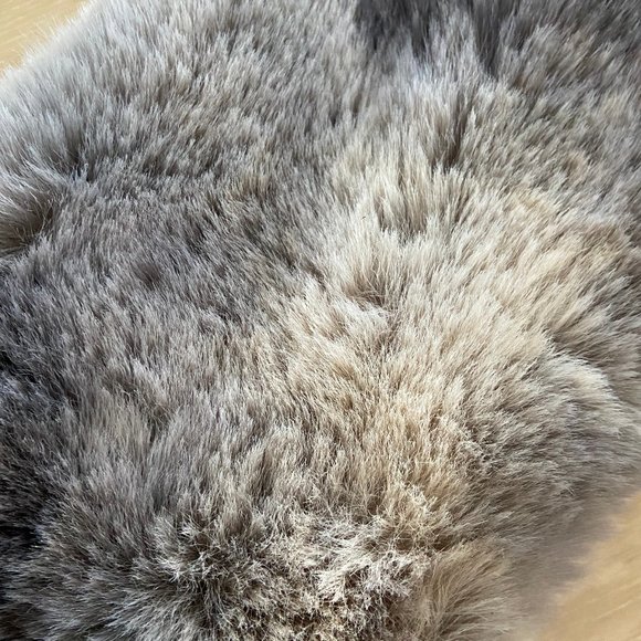 Anthropologie Thermapeutic Luxe Faux Fur Neck Wrap, BRAND NEW - Picture 3 of 6